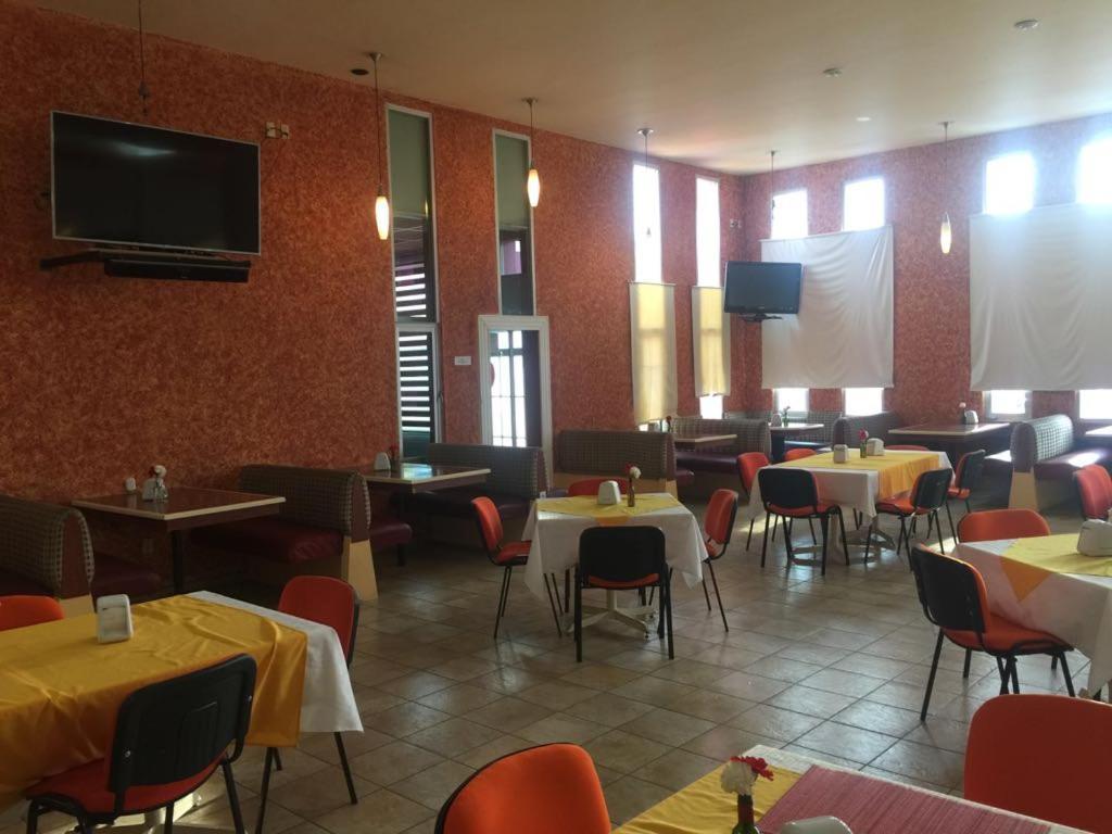 Hotel Del Valle Inn Pachuca Ngoại thất bức ảnh